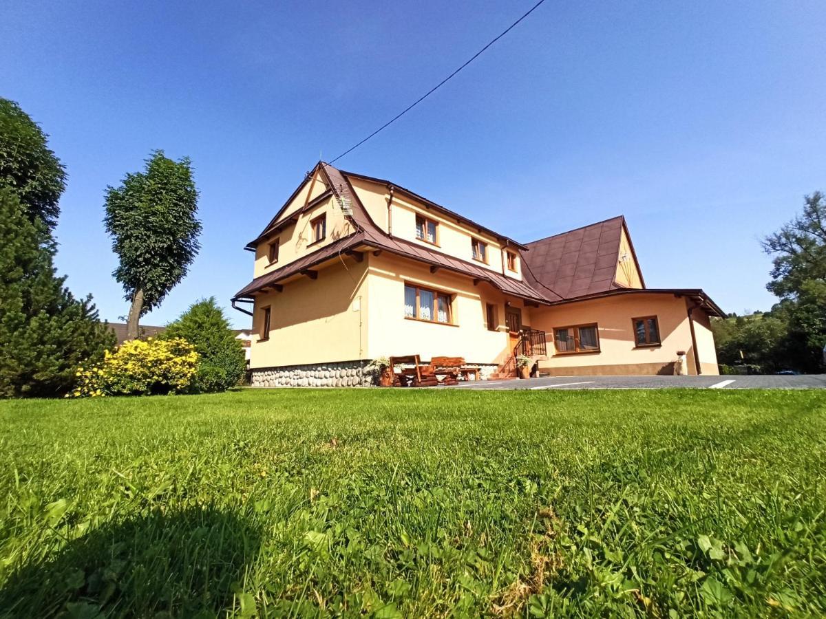 Brzoskwiniowy Dom Apartment Banska Nizna Екстериор снимка